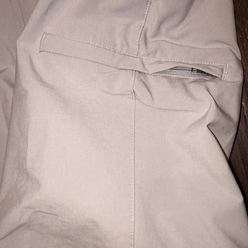 Columbia mens grey shorts 38 waist 10 long